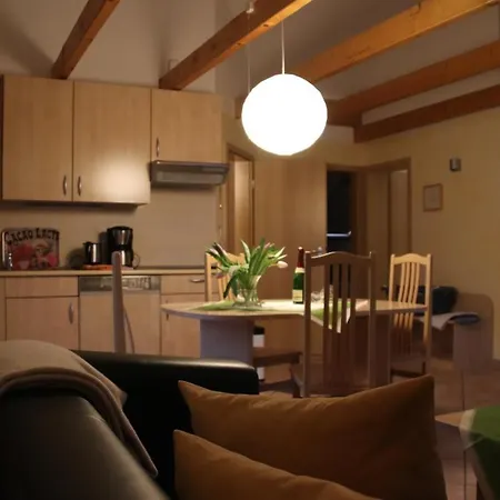 4 Sterne Donnerkeil Mit Balkon 洛布